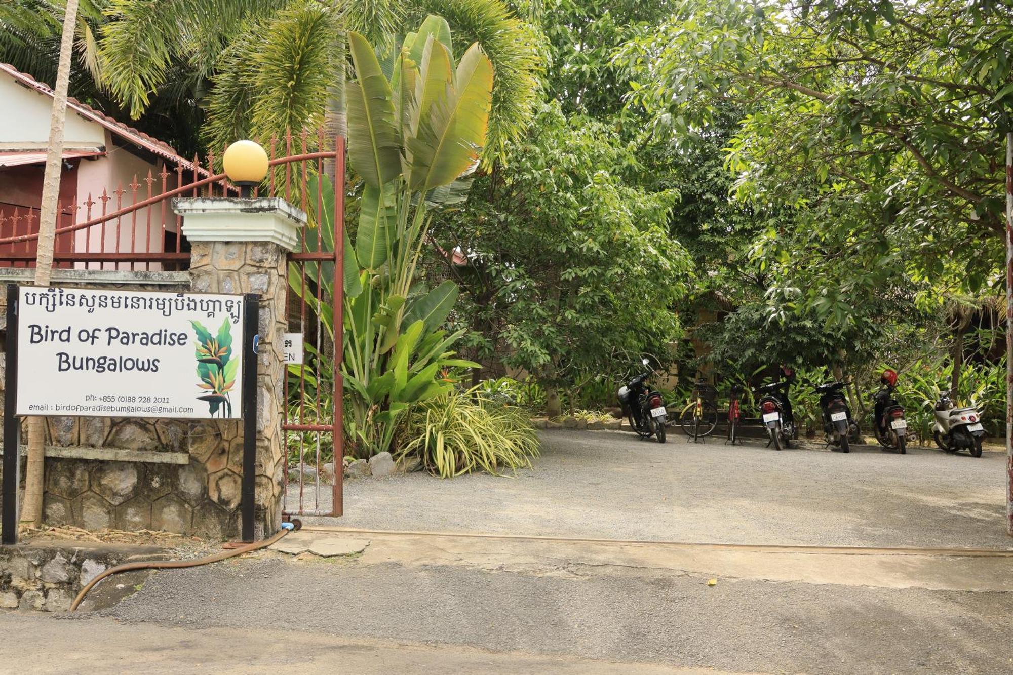 Bird of Paradise Bungalows Kep Bagian luar foto